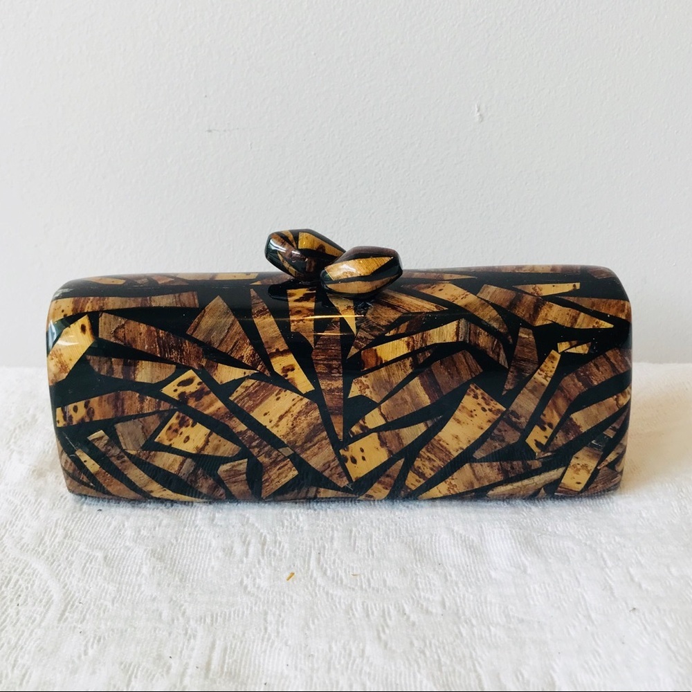 Beautiful Lacquer Clutch**Work of Art!!!! $489